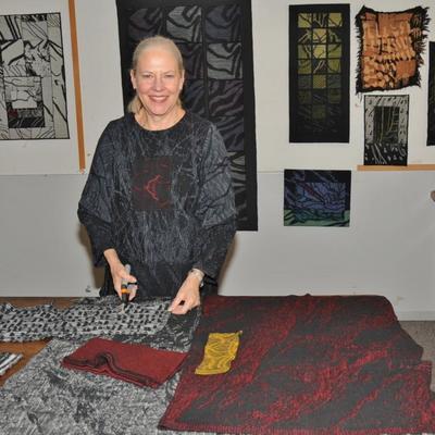 NATIONALLY KNOWN WOMEN'S KNITWEAR DESIGNER ~ WALL HANGINGS AND PAINTER SELLING HER KNITS AT THIS SALE AT SALE PRICES  