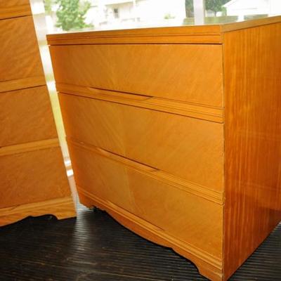 30's DRESSERSÂ Â 