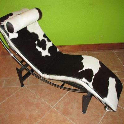 Corbusier style cowhide chaise lounge