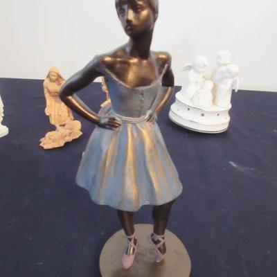 Dancer figurine