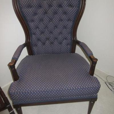 Vintage armed chair