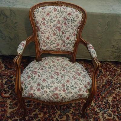 Vintage wide seat armed chair