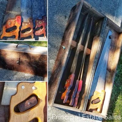 Antique carpenter saws with wooden case / trunk 