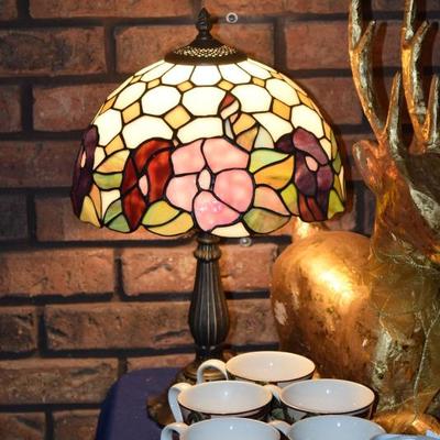 Tiffany lamp, sesonal cups