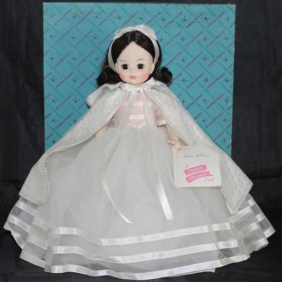 Madame Alexander Doll: â€œSnow Whiteâ€ 14â€ Doll with Original Tag and  Box #1555