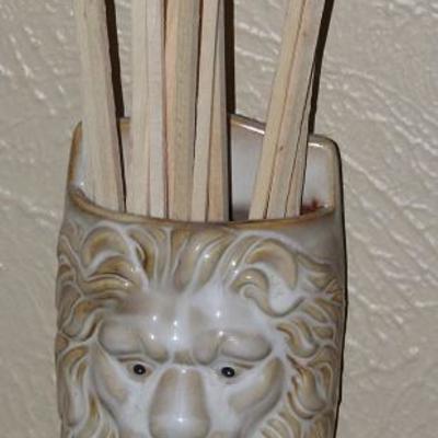 Ceramic Stoneware Glazed Lion Face Fireplace Match Holder