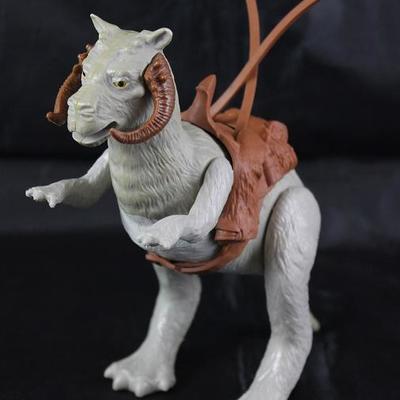 Star Wars 1979 Vintage Kenner Taun Taun complete with saddle and reins