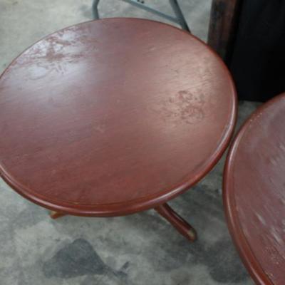 2 Tables Oak