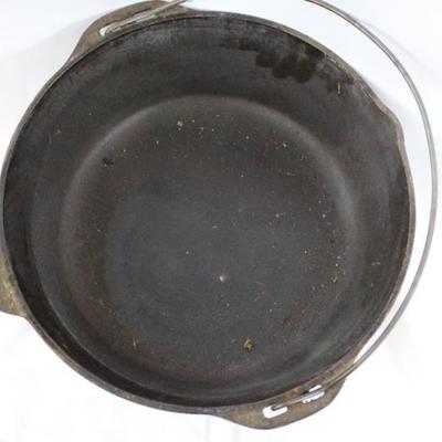 Dutch Oven Iron