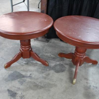 2 Tables Oak