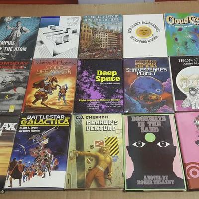 PCT009 Lot of 15 Vintage Sci-Fi/Fantasy Hardcover Books
