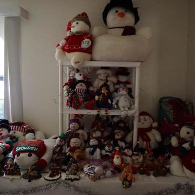 Large Selection of Snowmen