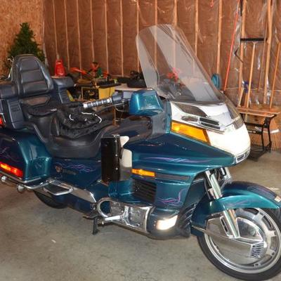 One owner 1996 Honda Goldwing with only 11K miles! $5,000 and avail right now!