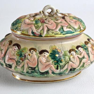 Capodimonte hand-painted covered bowl 