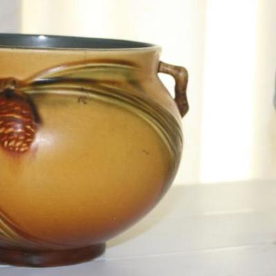 Roseville Pine Cone bowl