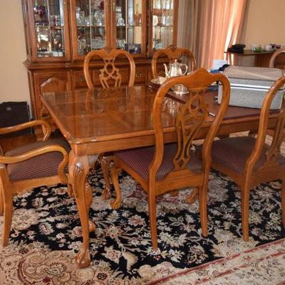 Dining table, 6 chairs