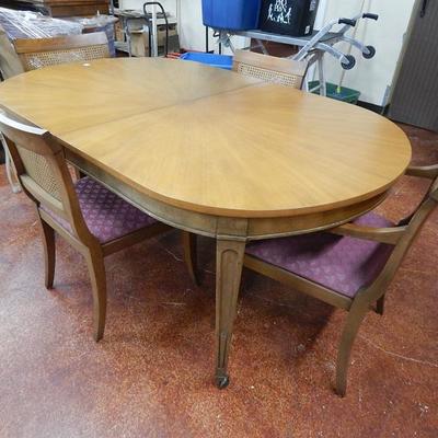 Baker Furniture dining table with 4 chairs