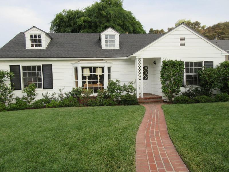 Pasadena Estate Sale