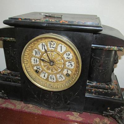 Antique Seth Thomas mantle clock