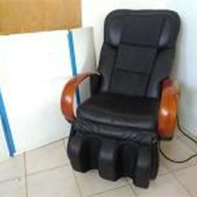 Interactive Health Human Touch Massage Chair
