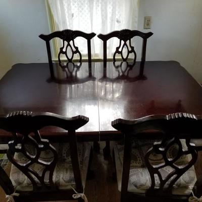 Chippendale Dining Room Set