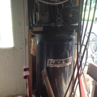 Black Max Air Compressor