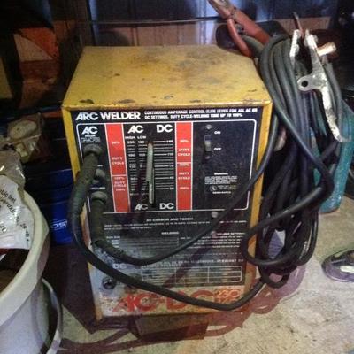 Arc Welder with leads
