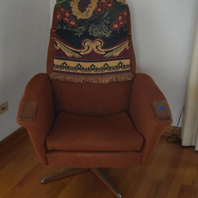 Mid-Century Chair & Throw Blanket