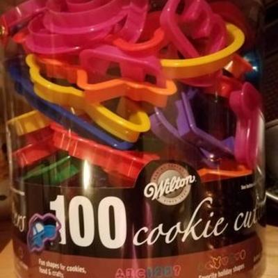 Wilton 100 Cookie Cutters
