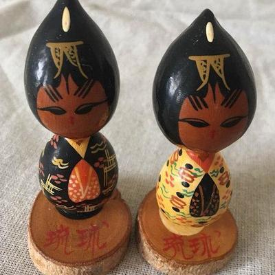 MMM013 Two Japanese Kokeshi Seed Dolls