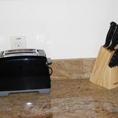 KNIFE BLOCK WITH KNIVES SOLD