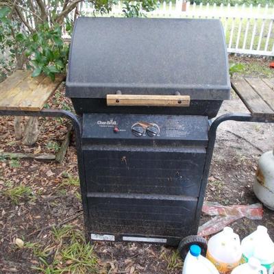 Gas grill $25