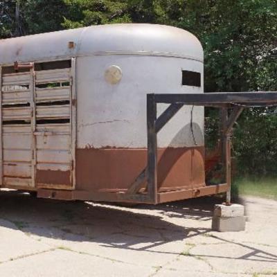 Horse Trailer - Pulls Great. Nice Tires! 5th Wheel ...
