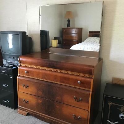 Antique bedroom set 