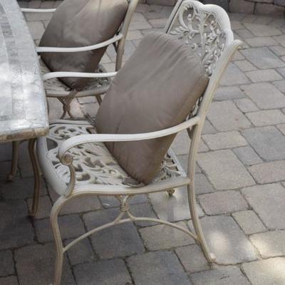 Outdoor Chairs w Cushion