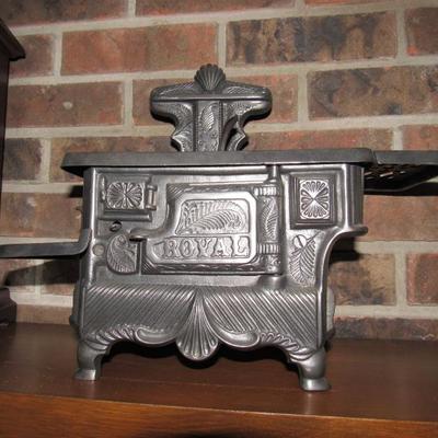 toy stoves Victorian Era cast iron
