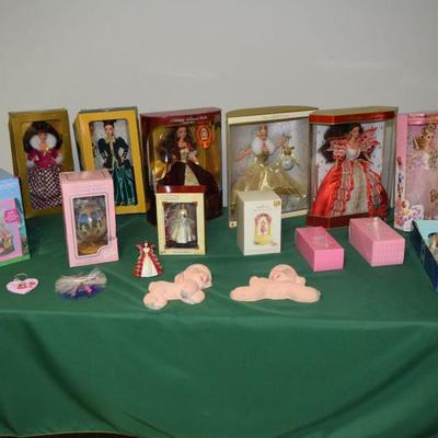 Collectible Barbies & Ornaments