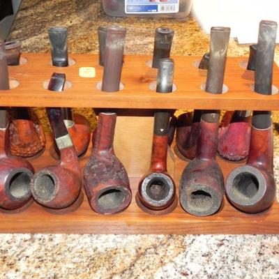 Many Pipes & Pipe Holders