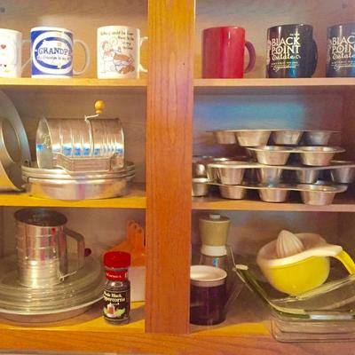 Nice Selection of Baking Pans and Bowls.