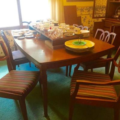MCM Dining Table and Six Chairs, included (2) 18