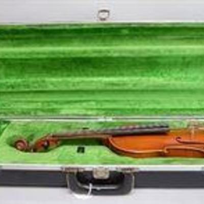 Fine 4/4 Early Violin. American Label reads â€œCopy of Antonius Stradivarius made in Czecho-Slovakia. The spelling of Czecho-Slovakia...