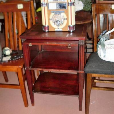 MAHOGANY PHONE TABLE WITH PULL OUT SHELF
