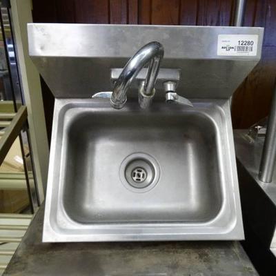 Stainless steel hand wash sink w faucet