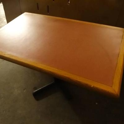 pedestal dining table- 30 x 48 4