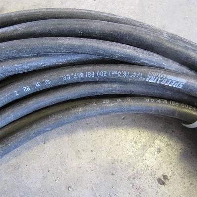 Lot of NEW 89 Feet of 1-4  Inch Speed-Air Hose