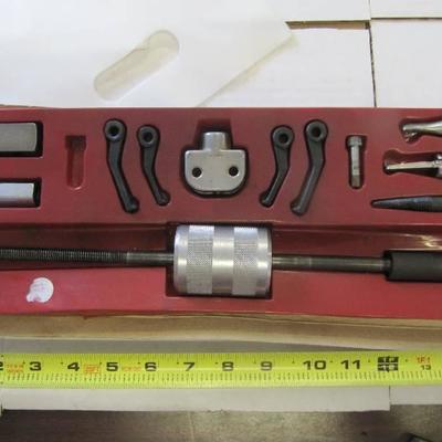 UUA Slide hammer and Puller (Shop Tools)