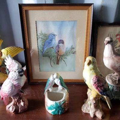 Lot of Birds and Wall Décor