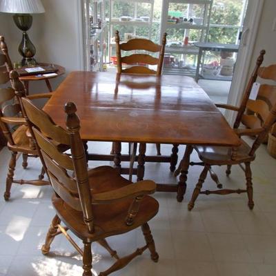 Dining table, leaf and 4 chairs $199