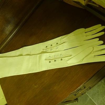 vintage gloves 
