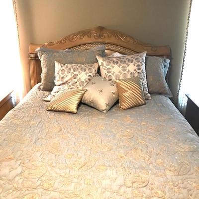 Beautiful bed cover and coordinating pillows